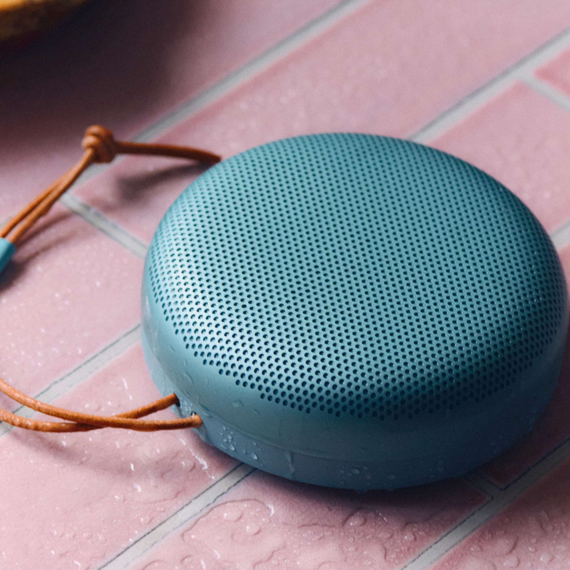Bang & Olufsen Beosound A1 3rd Gen - The Portable Hearth angle 7