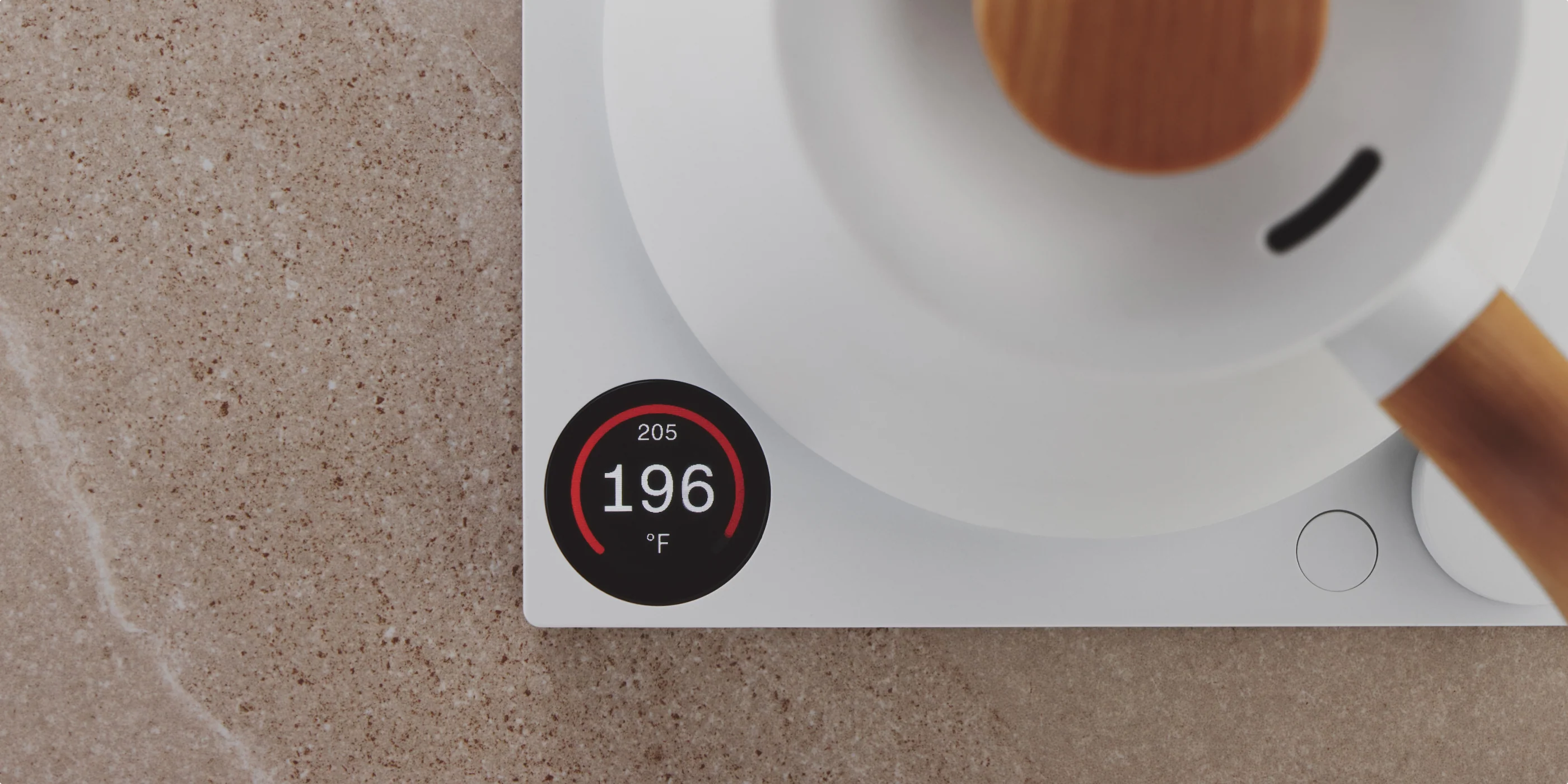 Fellow Corvo EKG Pro Studio Electric Kettle - The Patient Heat angle 4