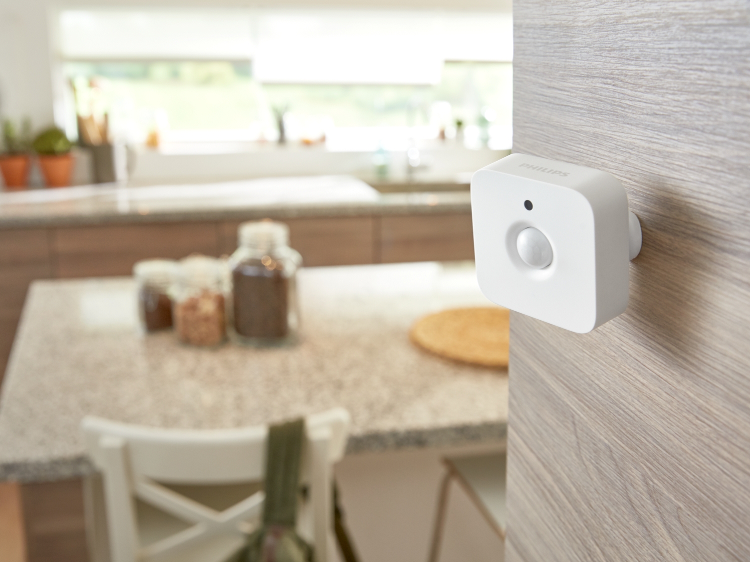 Philips Hue Motion Sensor - The Dusk Sentinel angle 2