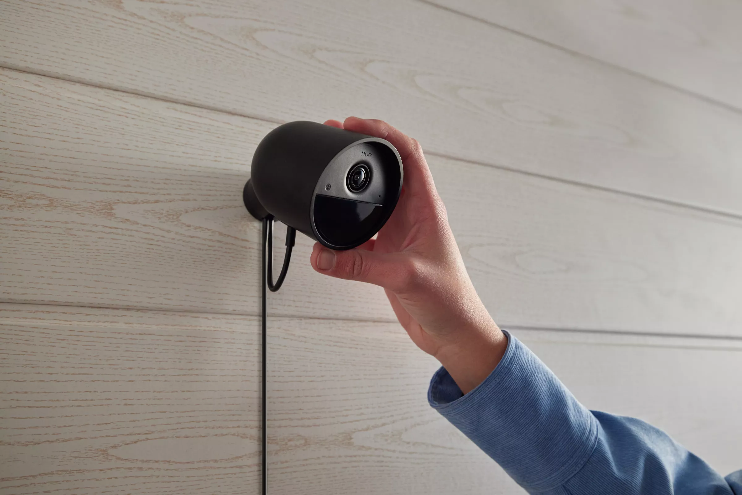 Philips Hue Secure Wired Camera gallery view 7