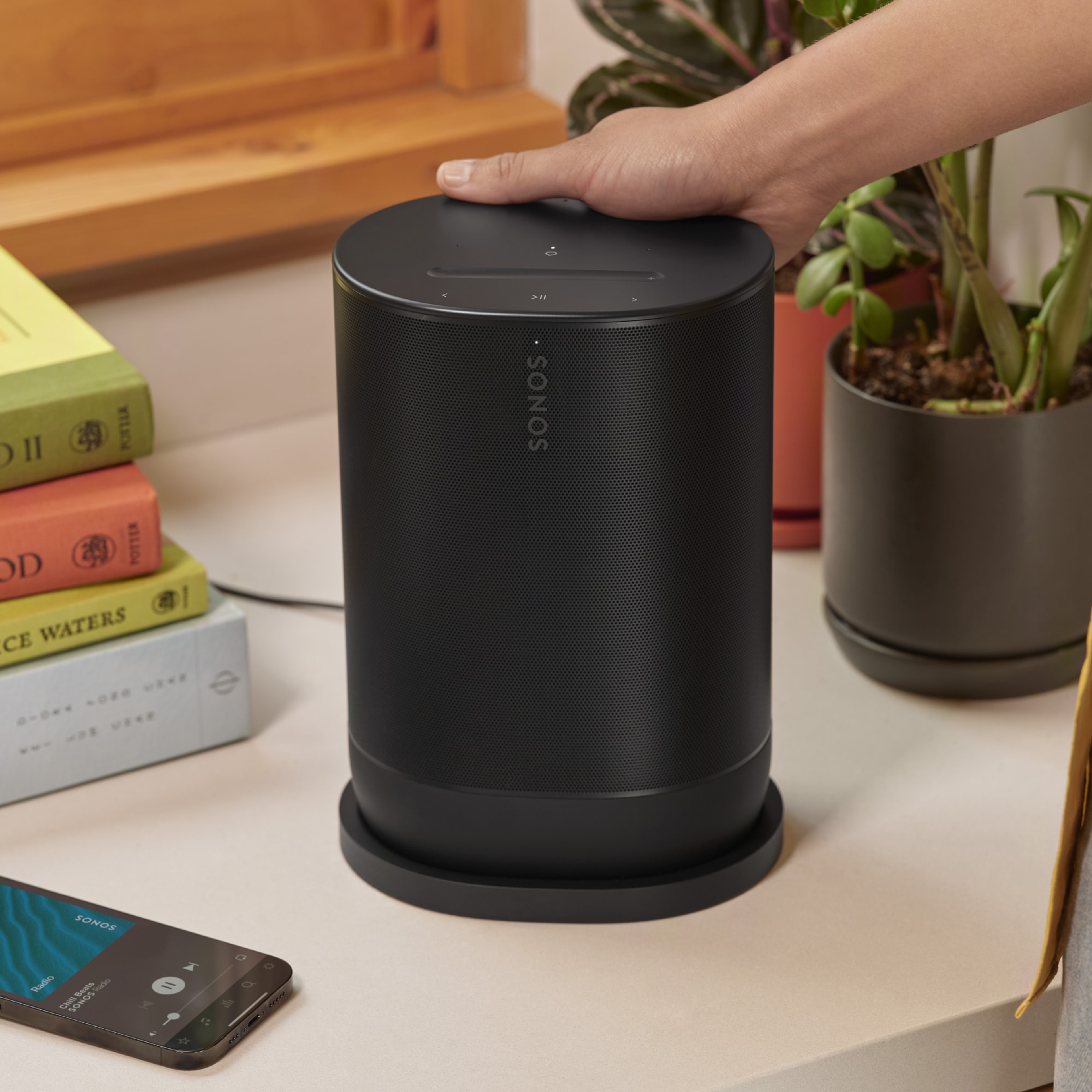Sonos Move 2 - The Wayfarer angle 7